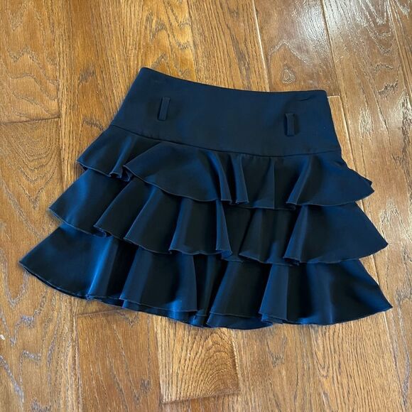 Express Design Studio black tiered mini skirt size 00 - Picture 1 of 8